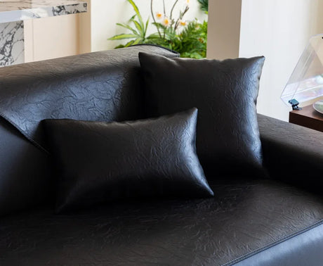 LineProtect™ – Protège Canapé Design Imperméable & Antidérapant en Simili Cuir