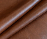 LineProtect™ – Protège Canapé Design Imperméable & Antidérapant en Simili Cuir