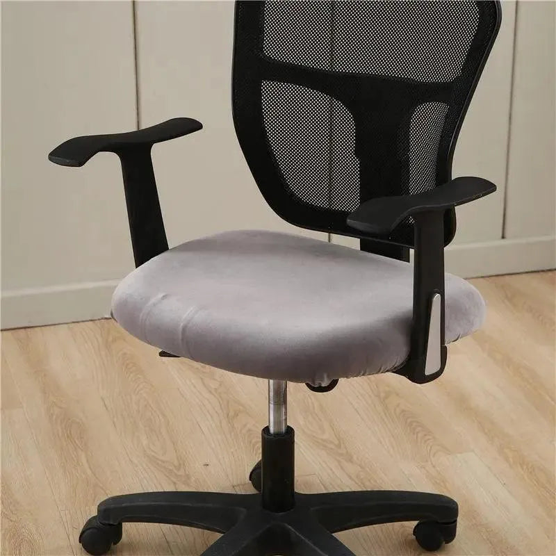 housse-de-chaise-gris-clair-de-bureau-style-velours – La Maison de la Housse