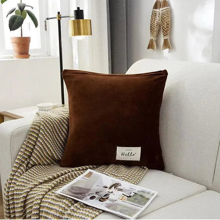 housse-de-coussin-en-velours-marron – La Maison de la Housse