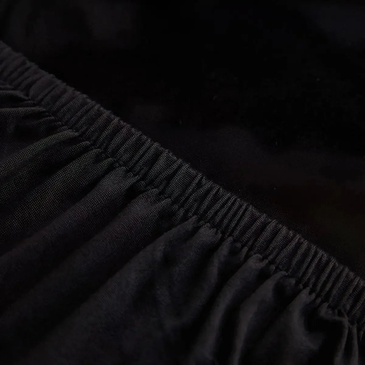 housse-noir-de-canape-dangle-classique – La Maison de la Housse